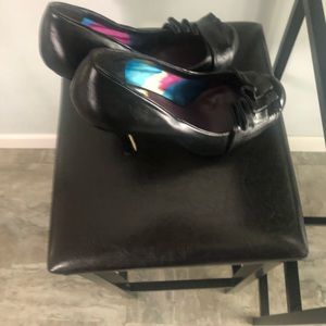 Steve Madden Black leather heels